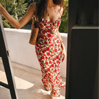 Robe longue ajustée à fines bretelles, style vacances romantiques et vintage à la plage, avec corsage cache-cœur floral et taille nouée