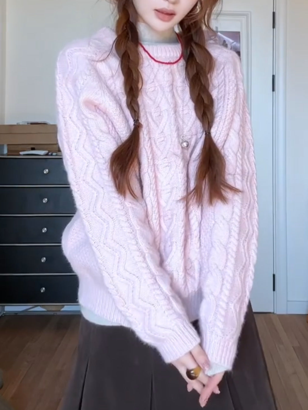Suéter de punto trenzado rosa anudado para mujer, estilo holgado y grueso