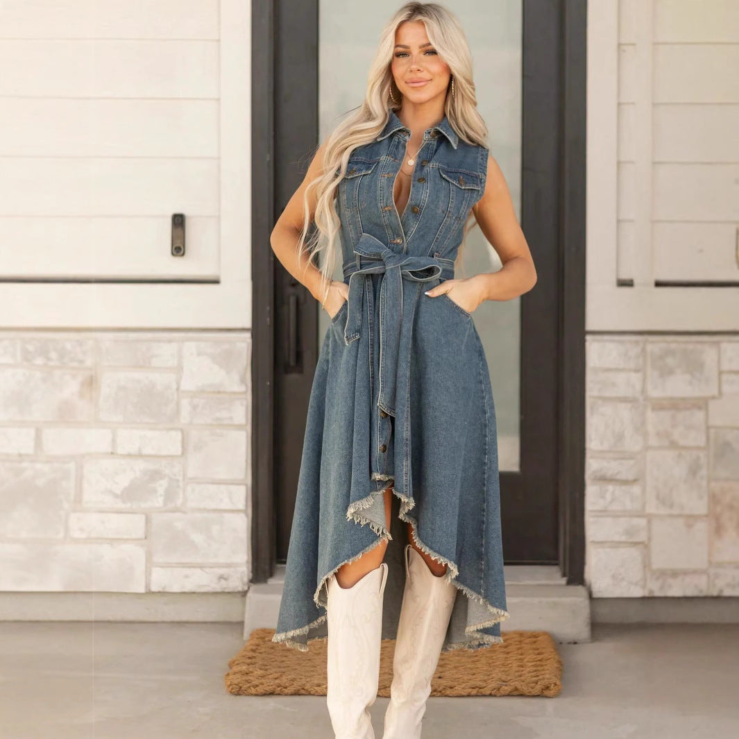 Robe cow-boy, sans manches, coupe asymétrique