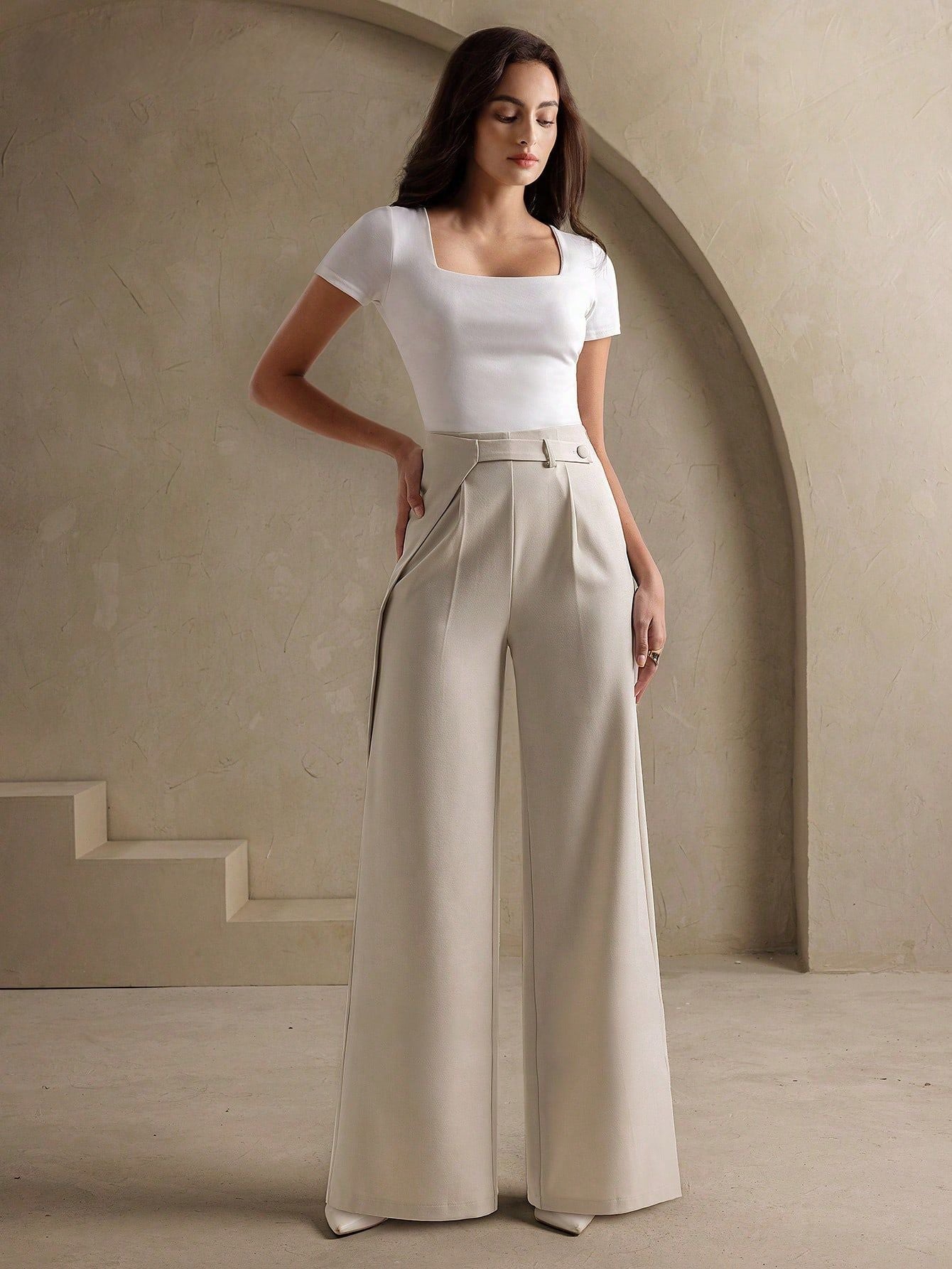 Pantalones de pernera ancha con caída en A
