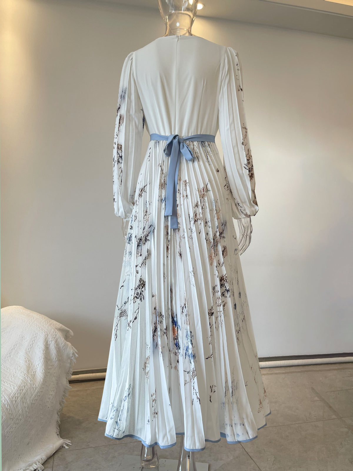 Floral V-Neck Maxi Dress — product image 5