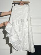 Jupe midi trapèze asymétrique blanche taille haute amincissante à étages