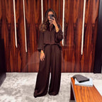 Conjunto de pantalón holgado con cuello en V y cordones de color liso