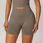 Pantalones cortos de yoga ajustados de talle alto