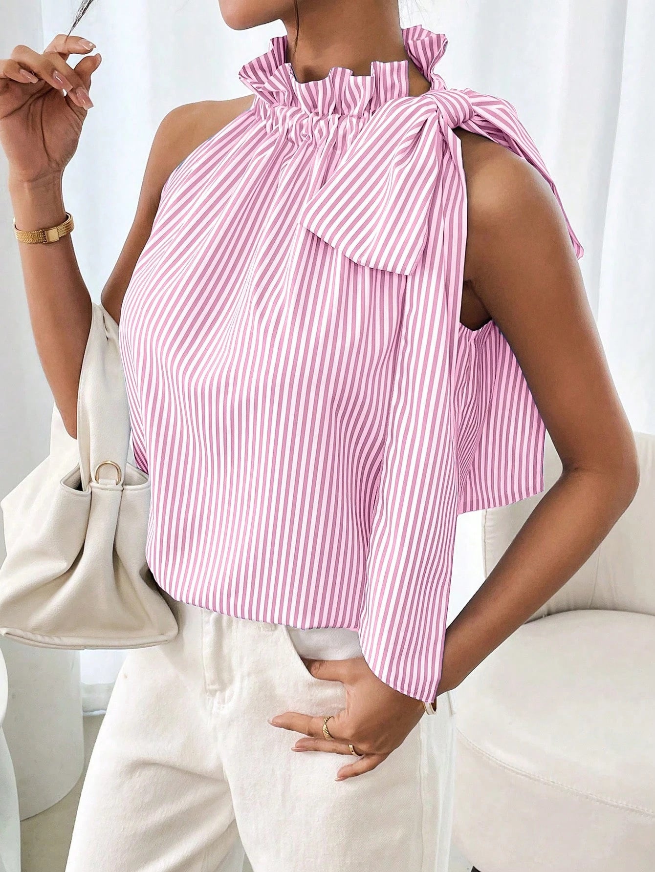 Haut t-shirt décontracté sans manches rayé à col montant orné de dentelle et noué