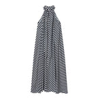 Vestido de corte en A con diseño de cordones