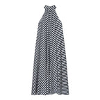 Vestido de corte en A con diseño de cordones