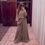 Conjunto de pantalón holgado con cuello en V y cordones de color liso
