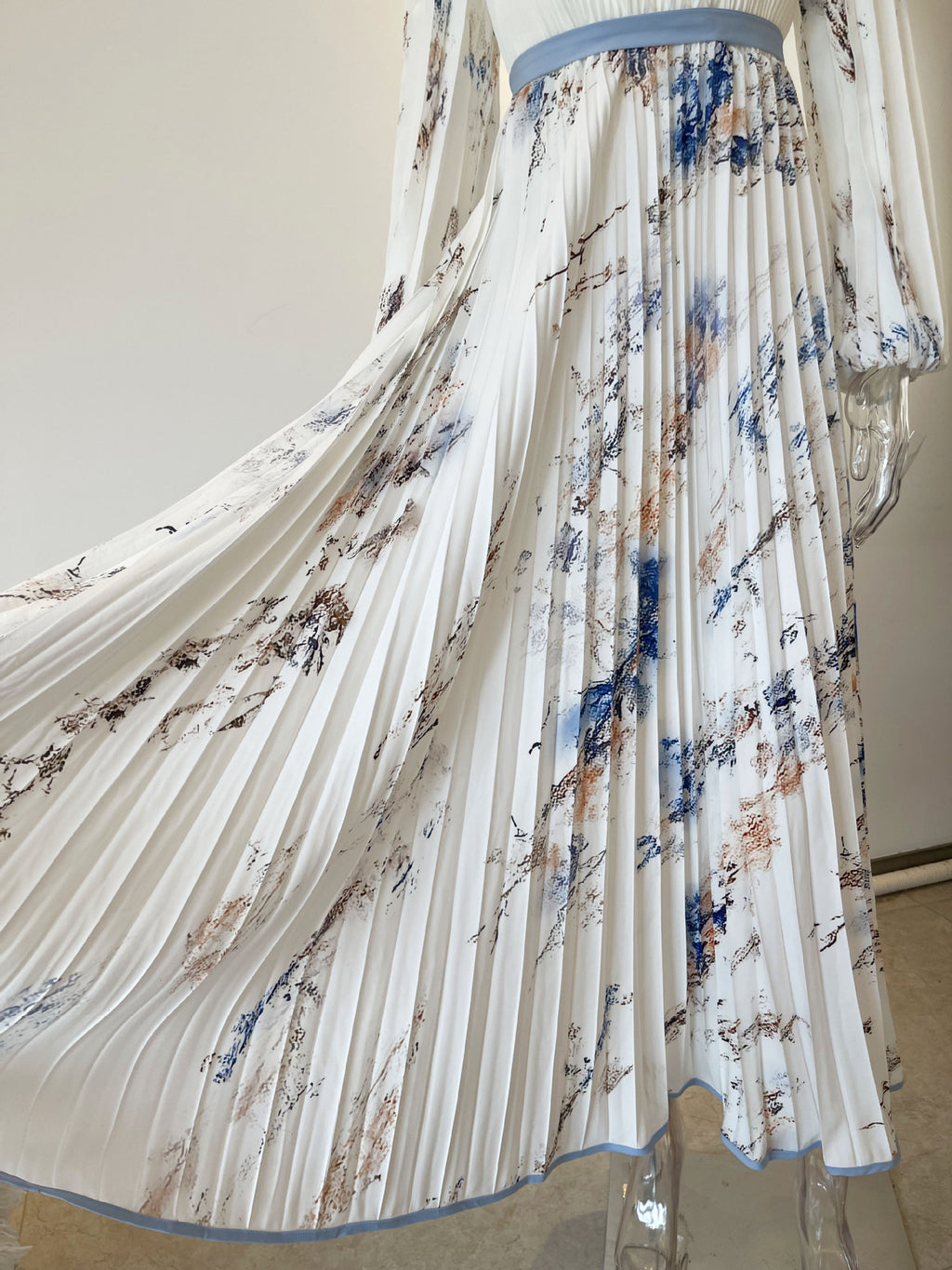 Floral V-Neck Maxi Dress — product image 6