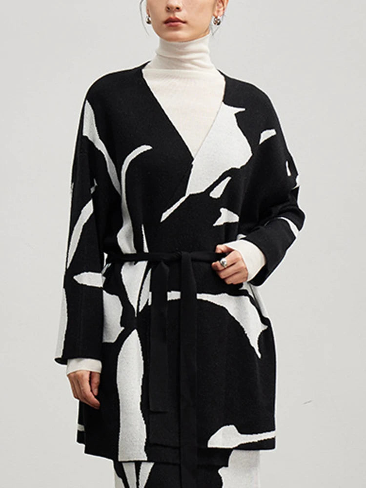 Colour-Block Lace-Up V-Neck Cardigan