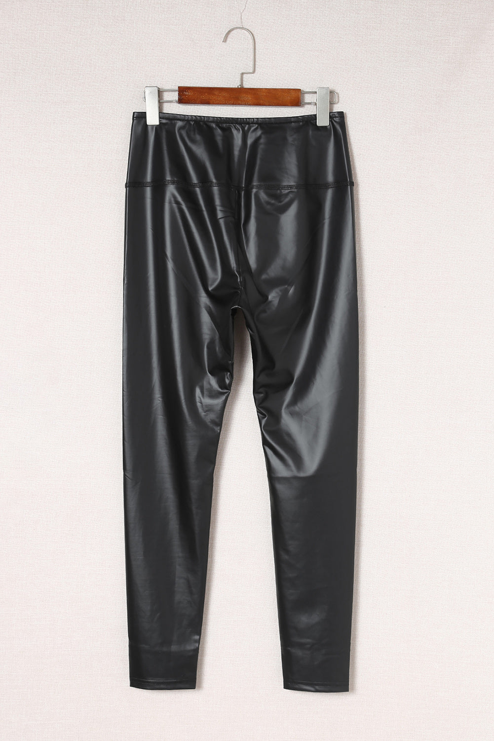 Legging taille haute en similicuir noir